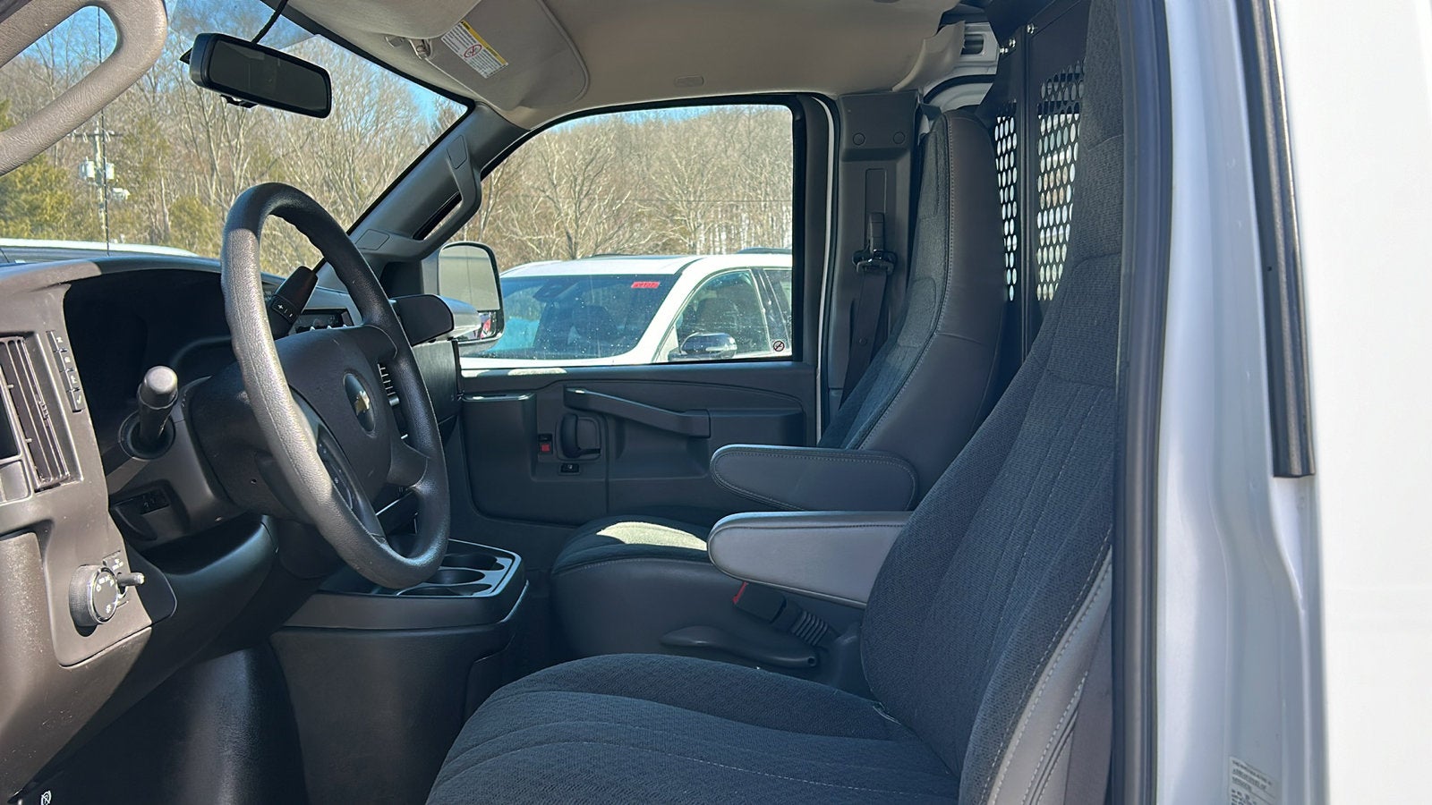 2024 Chevrolet Express Cargo 2500 WT