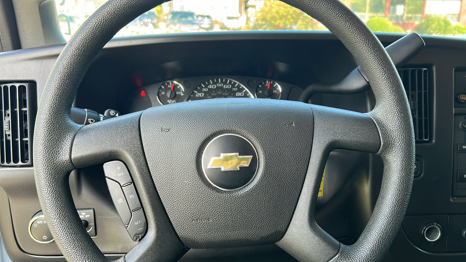 2024 Chevrolet Express Cargo 2500 WT