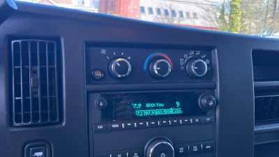 2024 Chevrolet Express Cargo 2500 WT