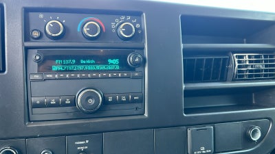 2024 Chevrolet Express Cargo 2500 WT