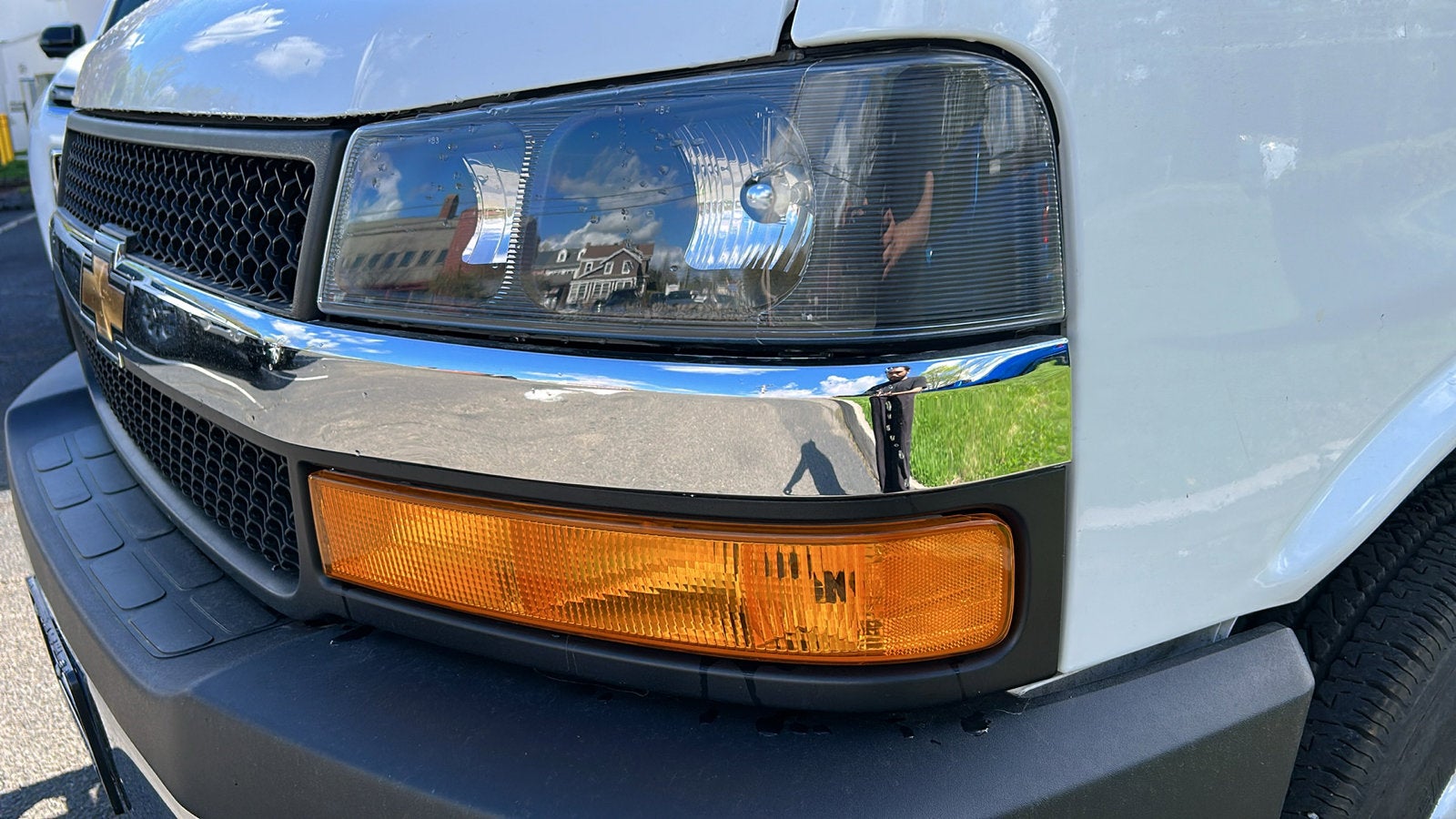 2024 Chevrolet Express Cargo 2500 WT