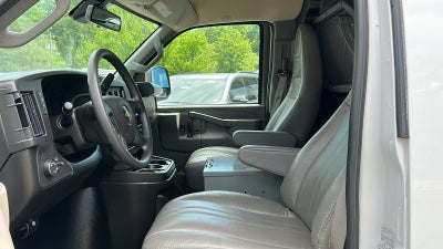 2024 Chevrolet Express Cargo 2500 WT