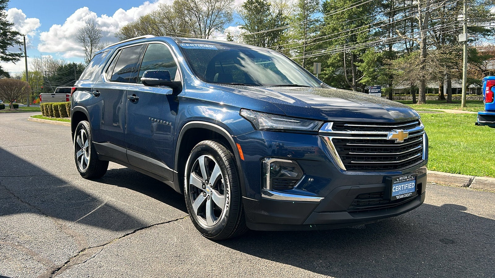 2023 Chevrolet Traverse LT Leather