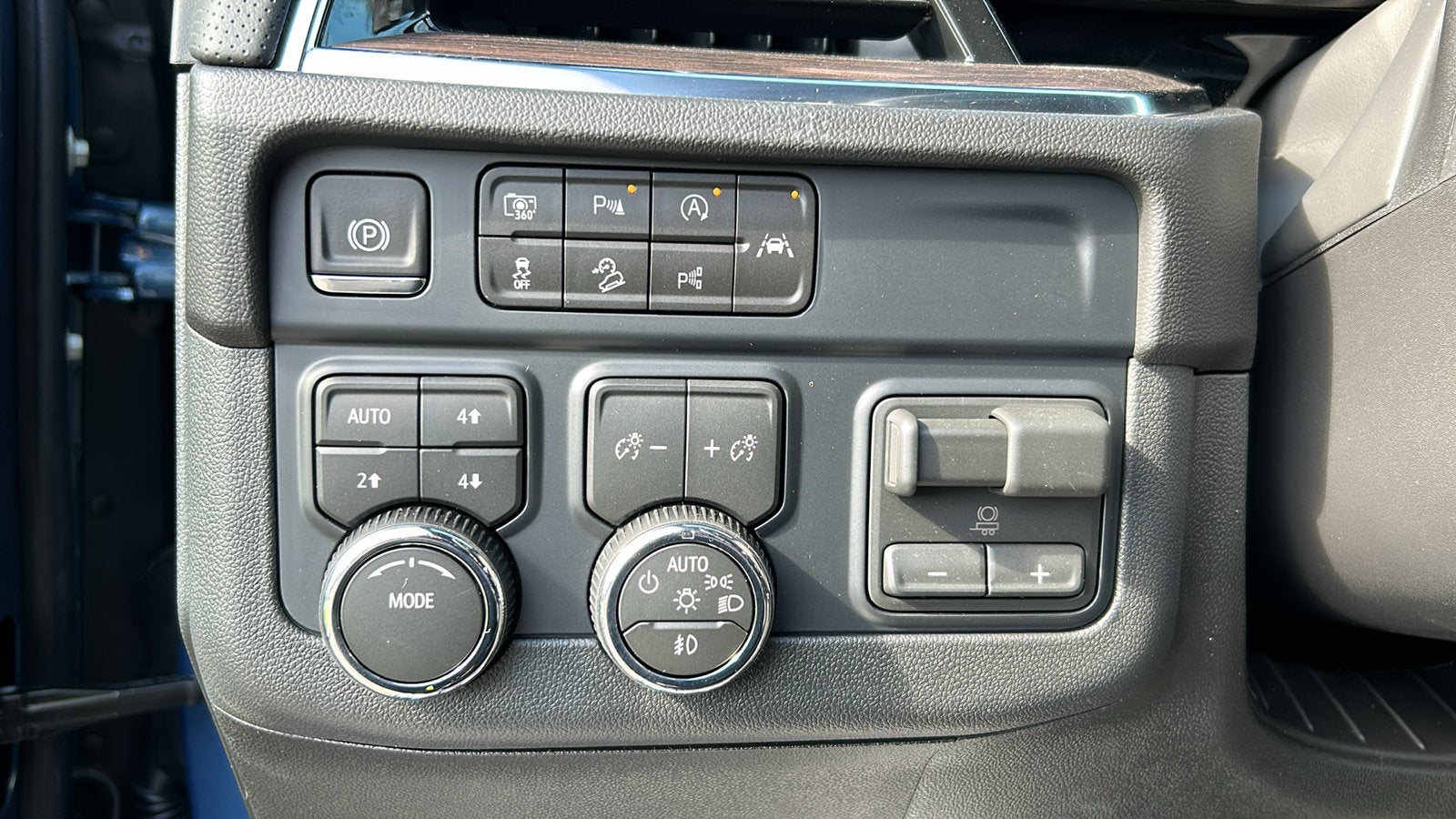 2027 Chevrolet Tahoe Premier