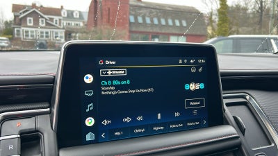 2022 Chevrolet Suburban RST