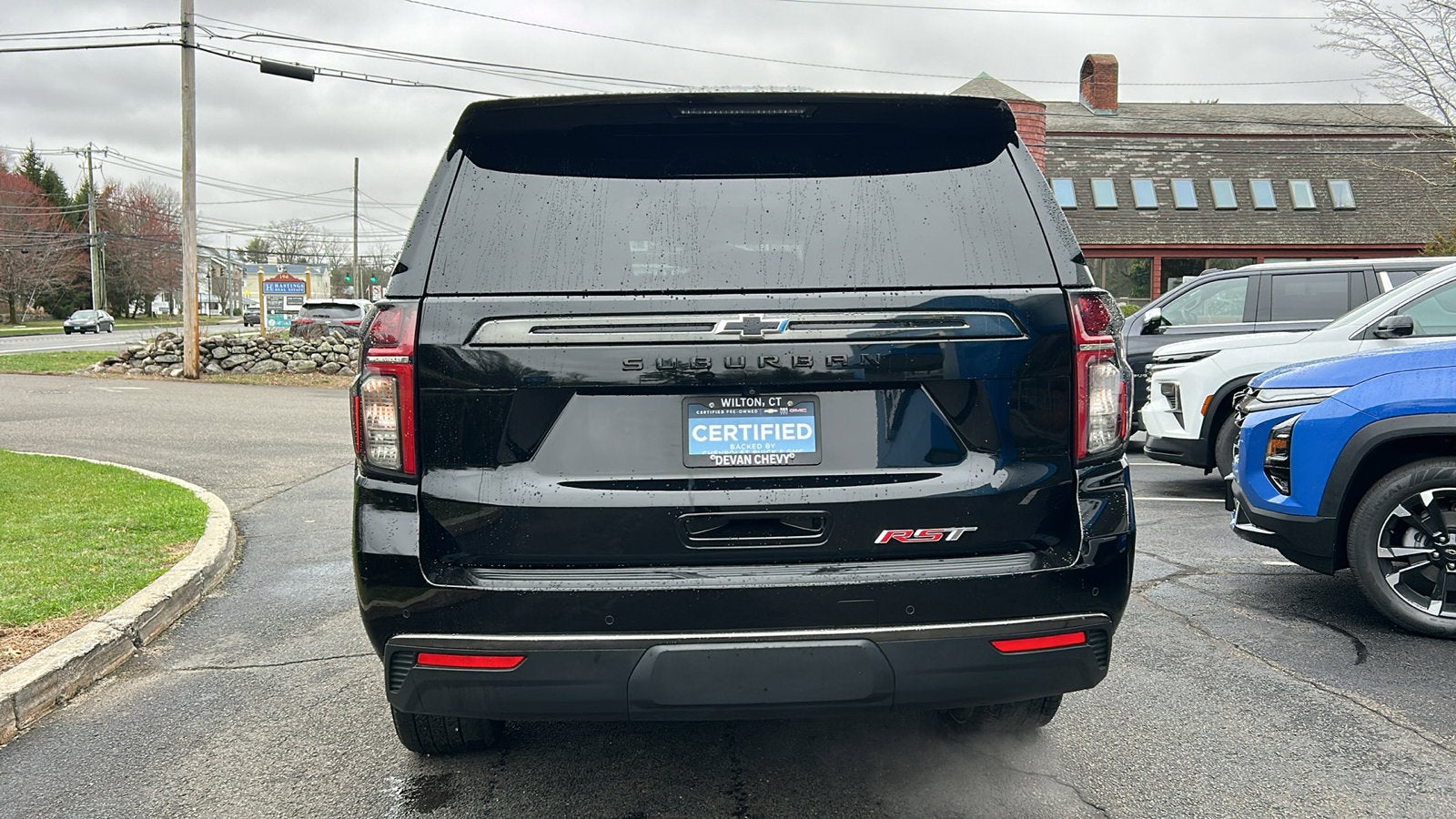 2022 Chevrolet Suburban RST