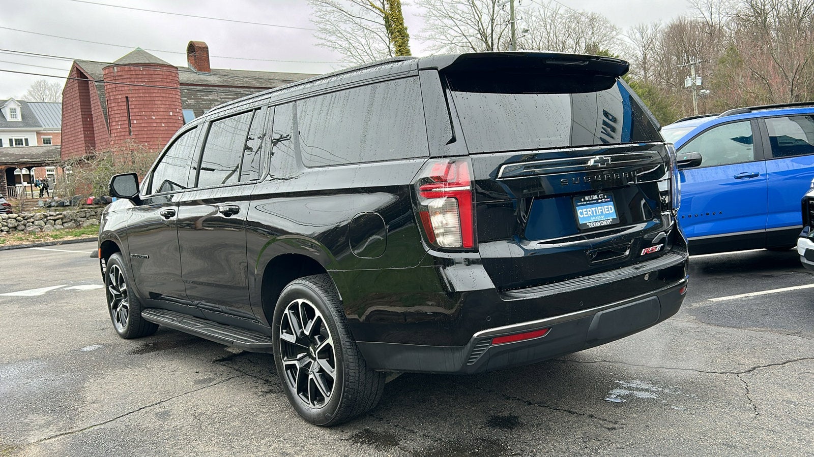 2022 Chevrolet Suburban RST