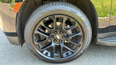 2023 Chevrolet Suburban High Country