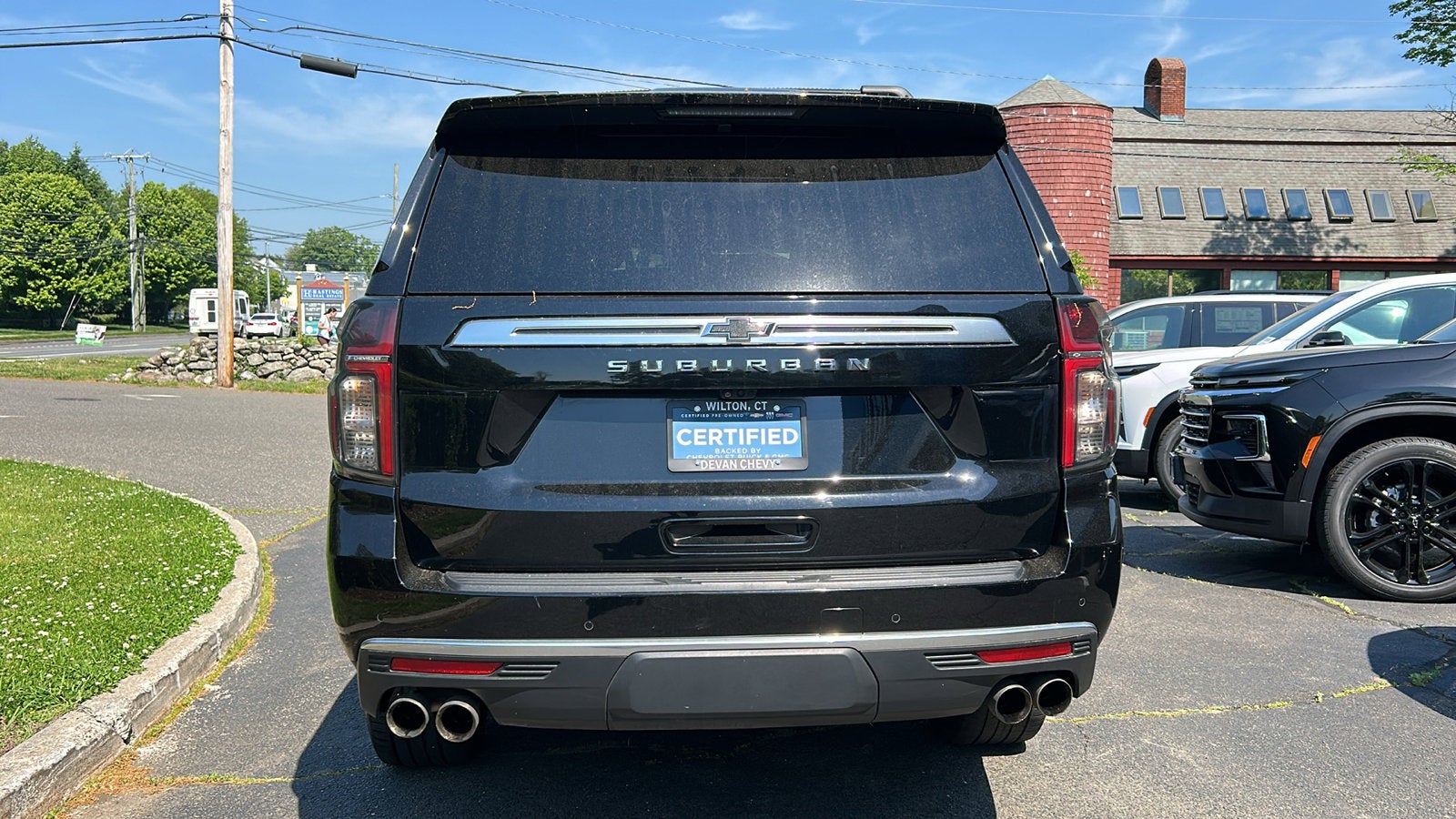 2023 Chevrolet Suburban High Country