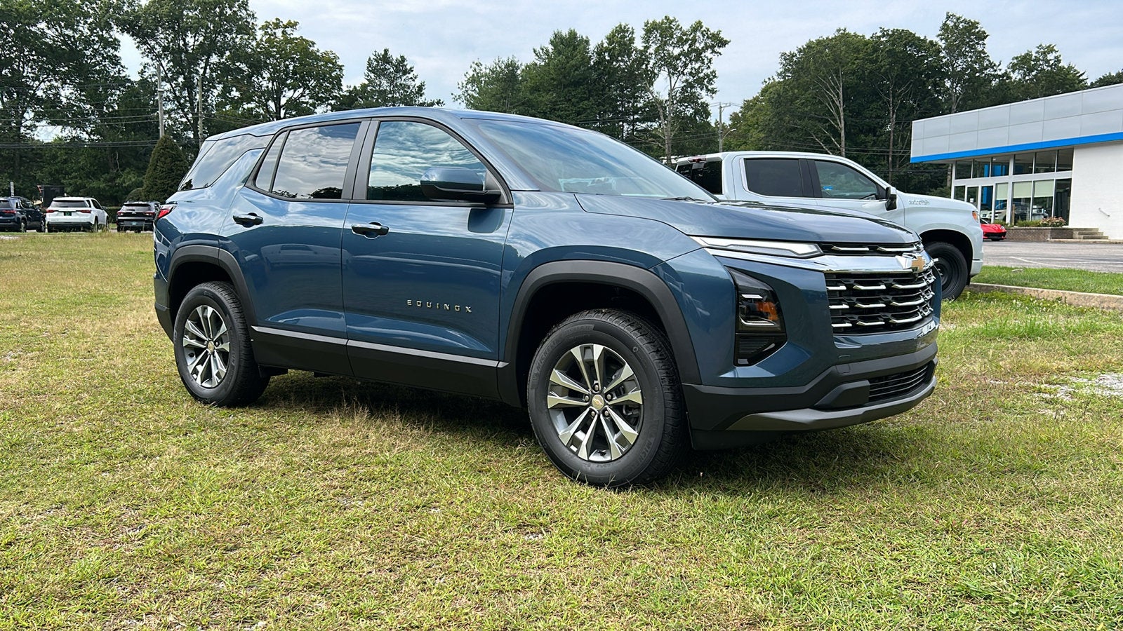 2027 Chevrolet Equinox LT